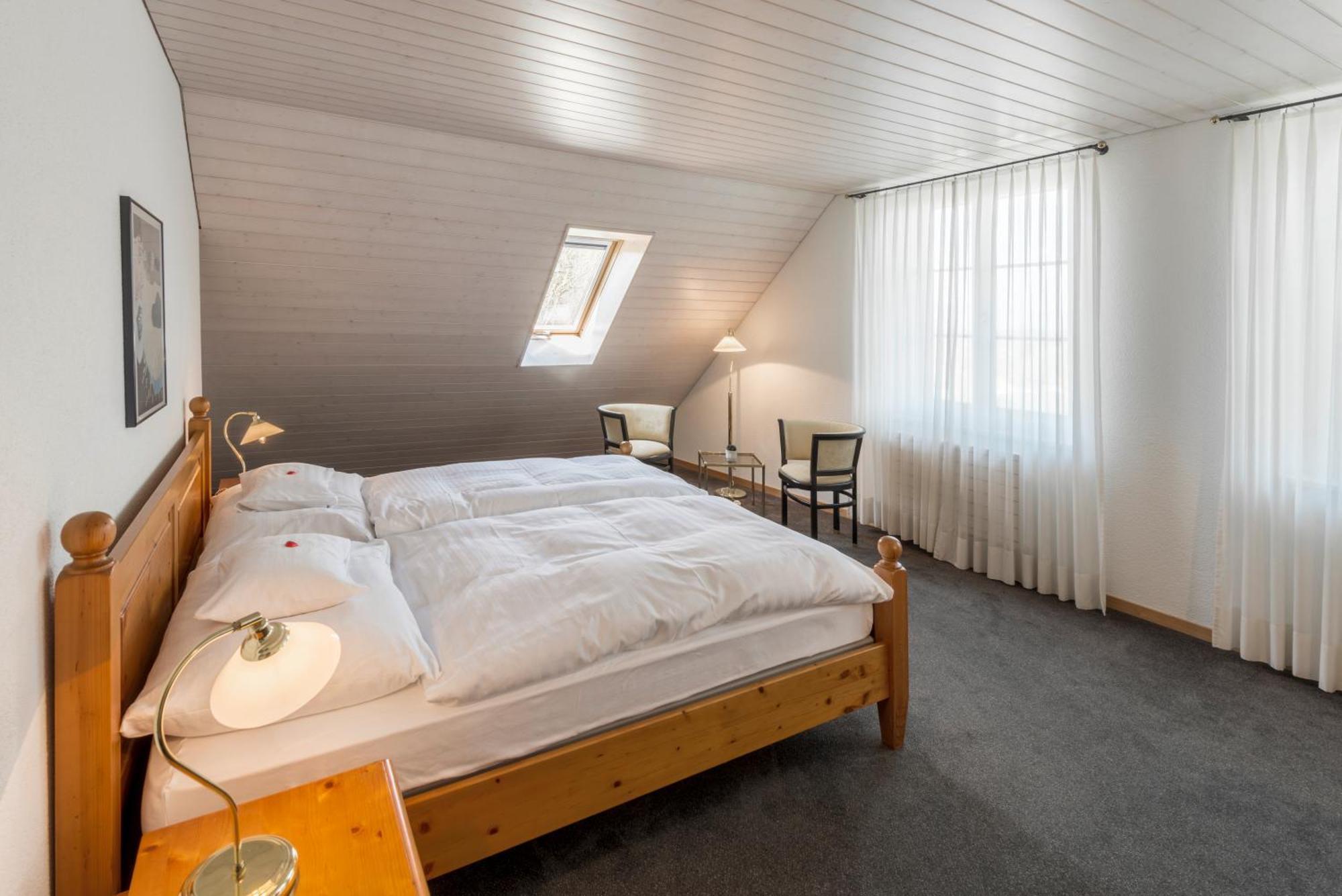 Gasthof Kreuz Muehledorf Eksteriør billede